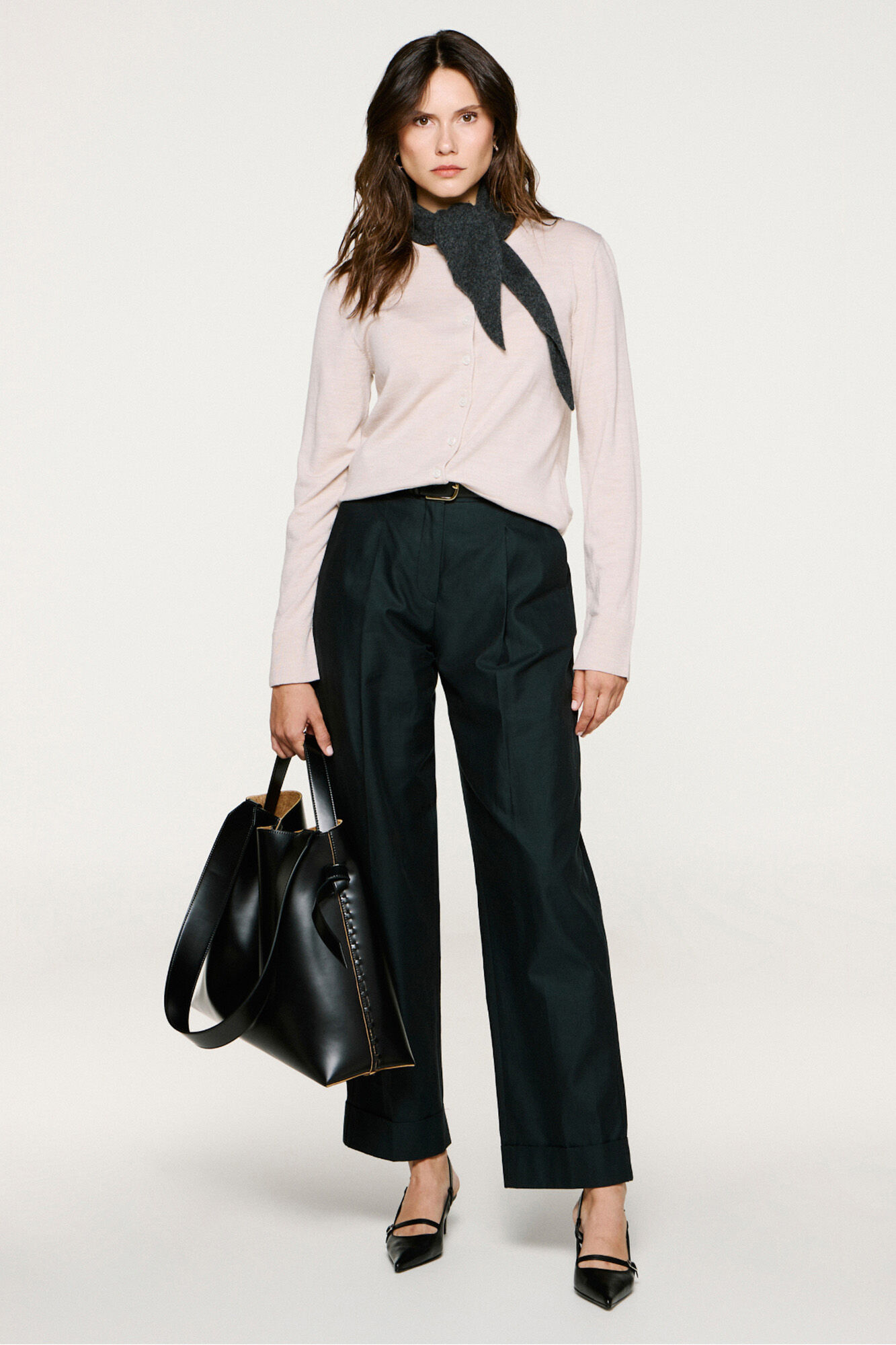 Selected Pantal&oacute;n chino pinzas.