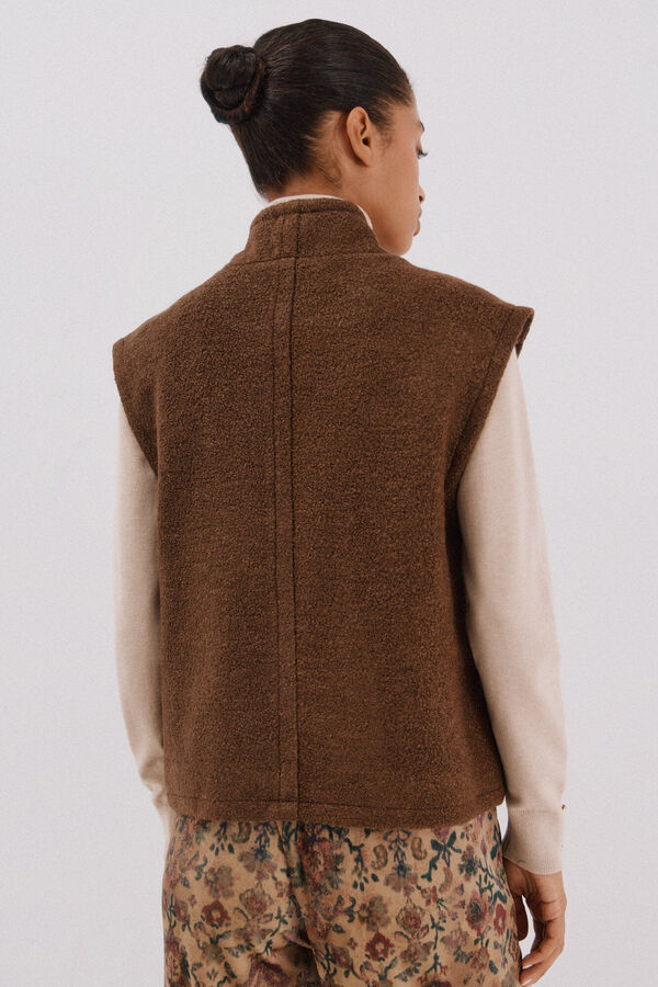Cortefiel Chaleco de mujer oversize Marr&oacute;n oscuro