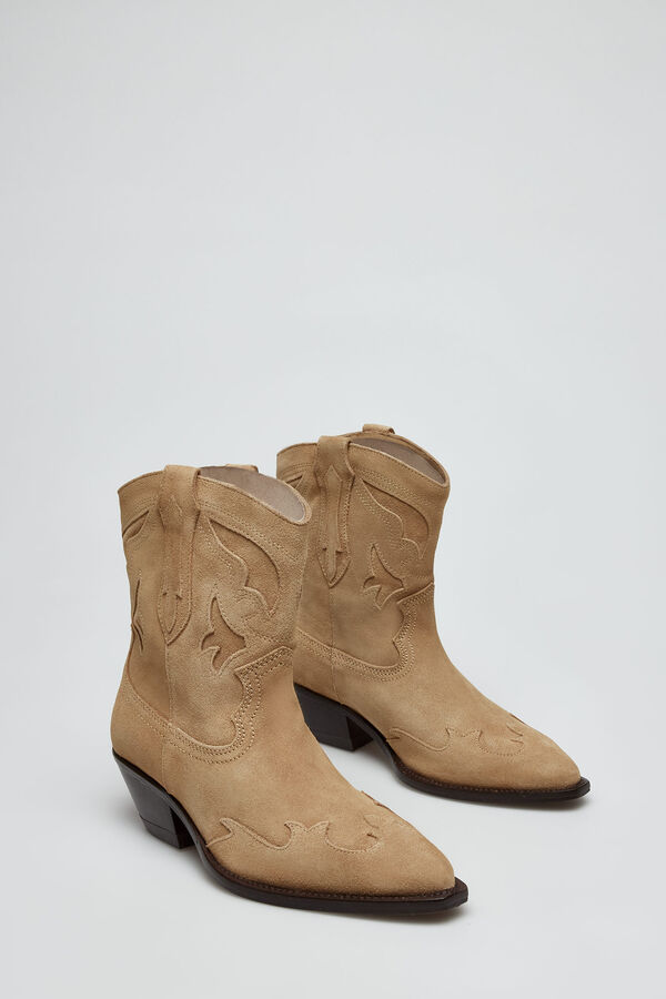 Slowlove Bot&iacute;n de serraje Beige