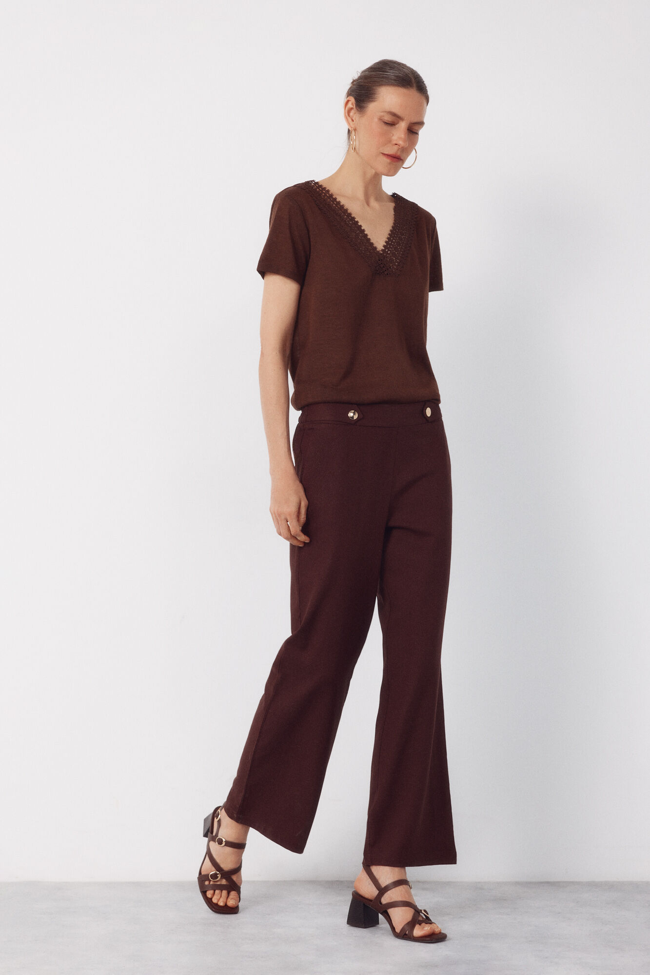Cortefiel Pantal&oacute;n con lino con botones dorados