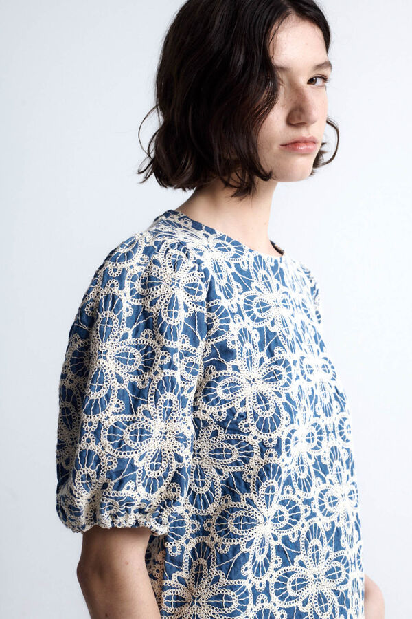 Object Top piqu&eacute; bordado Azul