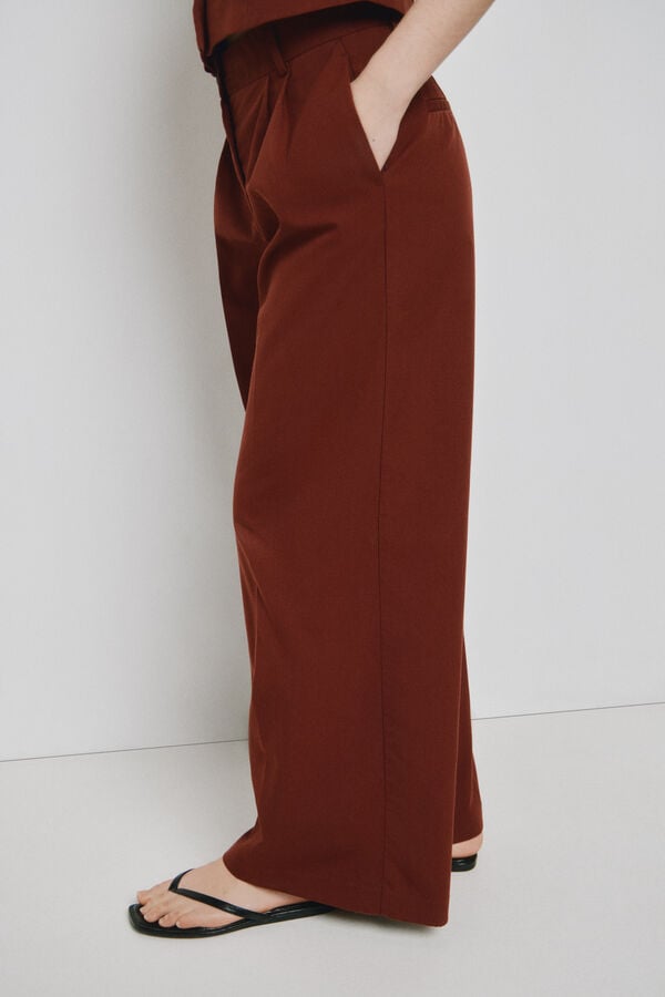 Vero Moda Pantal&oacute;n largo de vestir Marr&oacute;n