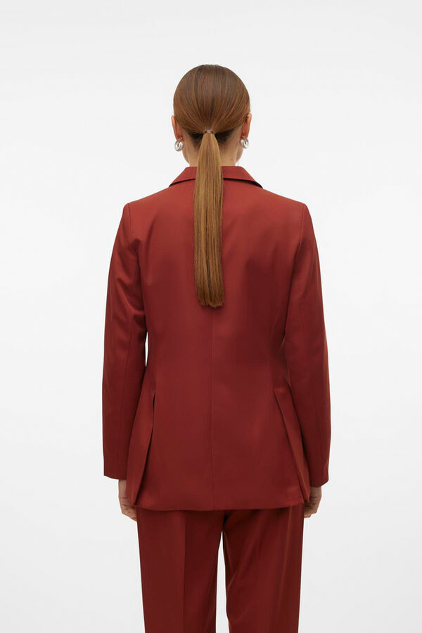 Vero Moda Blazer larga con hombreras Marr&oacute;n oscuro