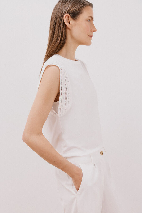 Cortefiel T-shirt crochet mangas Branco