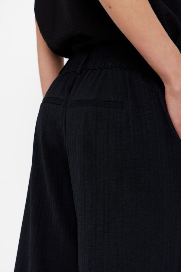 Cortefiel Pantal&oacute;n tobillero flu&iacute;do Negro