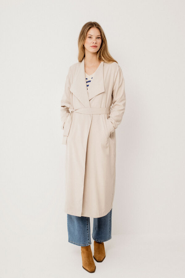 Vila Gabardina larga anudada Beige