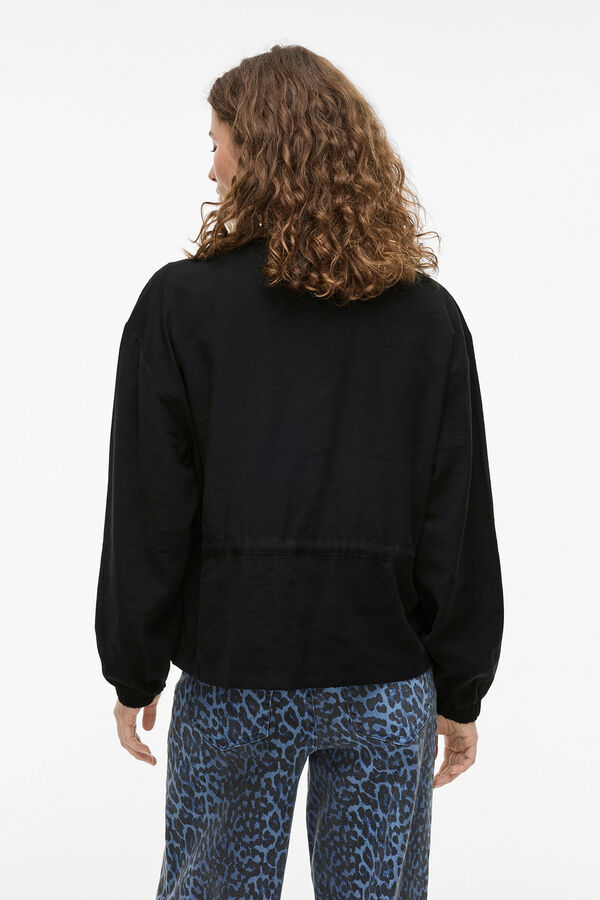 Vila Casaco safari abotoado Preto