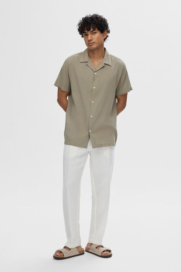 Selected Camisa de manga corta confeccionada con tencel y algod&oacute;n org&aacute;nico. Verde