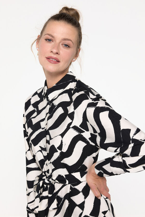 Vero Moda Vestido camisa midi com baixo assimétrica Preto