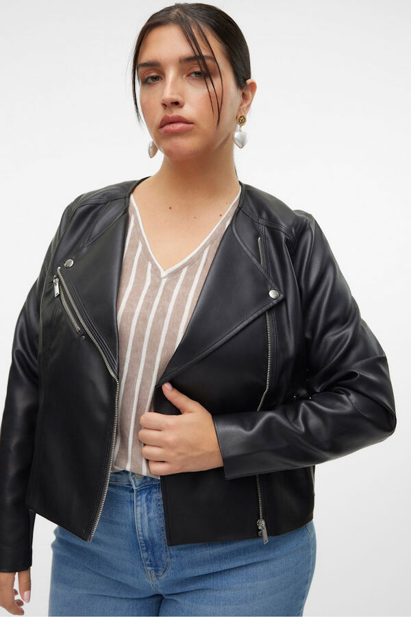 Vero Moda Curve Blus&atilde;o com efeito de pele Curve Preto