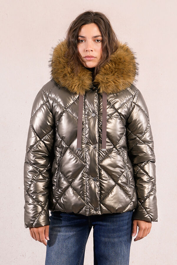 Molly Bracken Chaqueta acolchada con capucha Marr&oacute;n