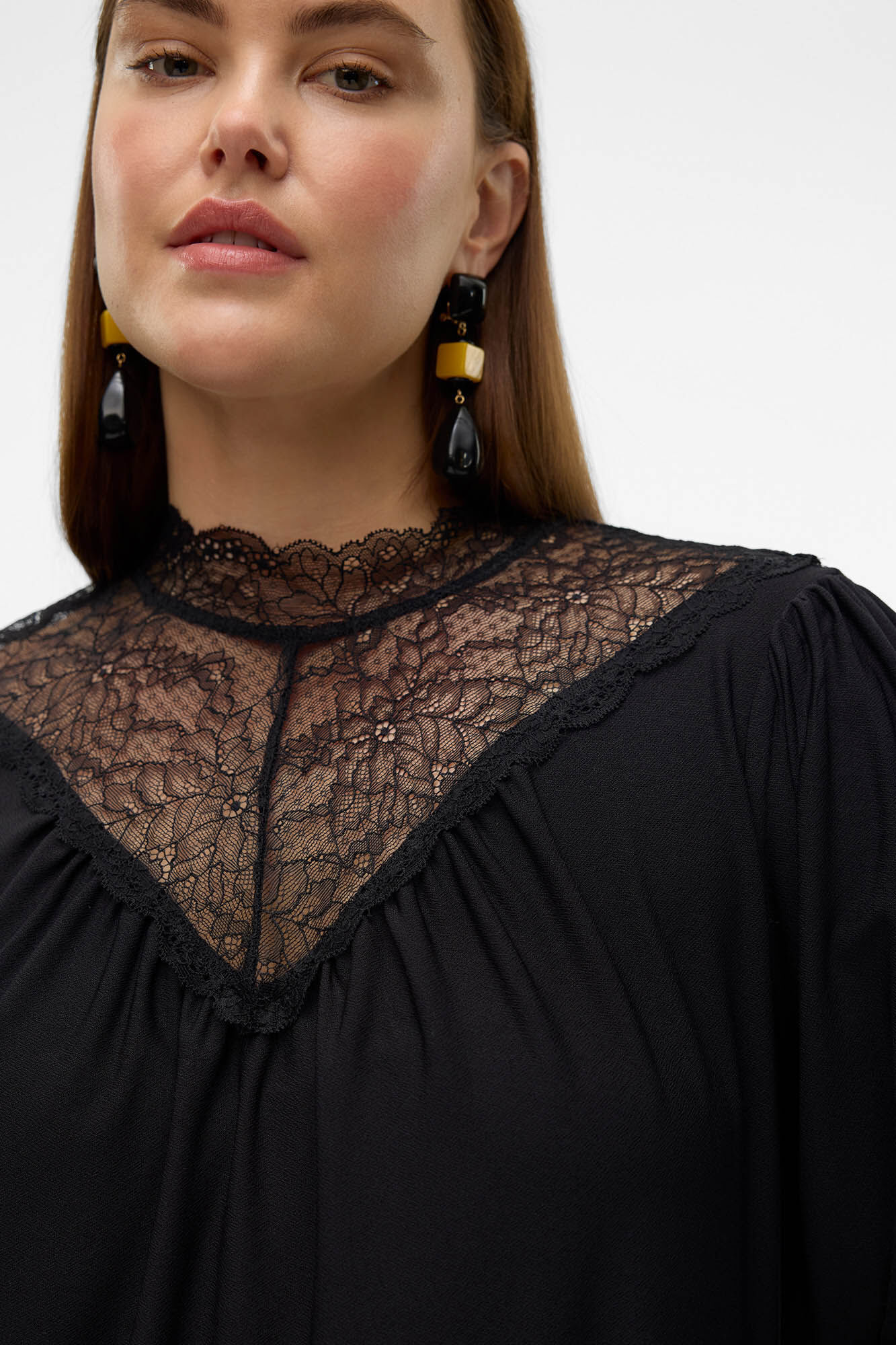 Vero Moda Curve Top encaje de manga larga