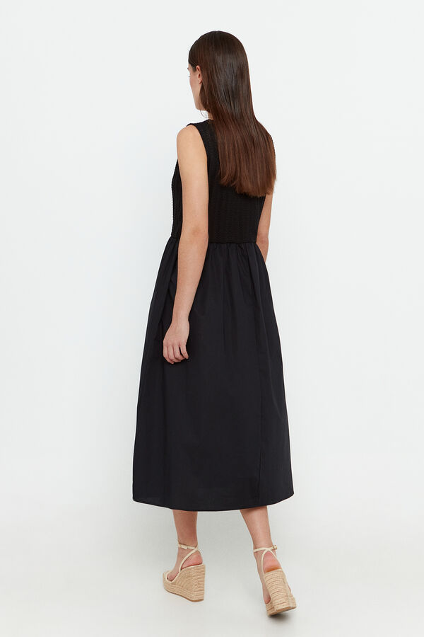 Vero Moda Vestido midi con falda de volumen Negro