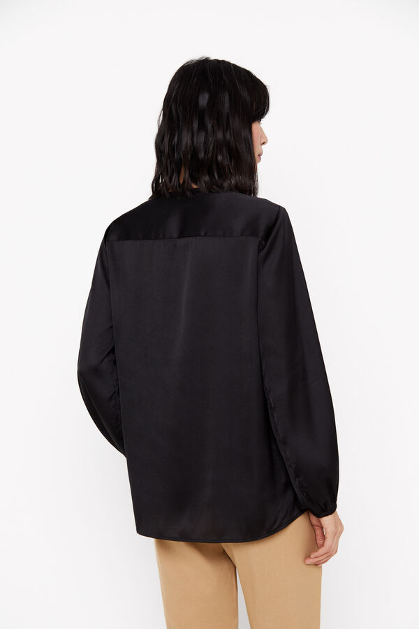 Cortefiel Blusa comprida acetinada Preto