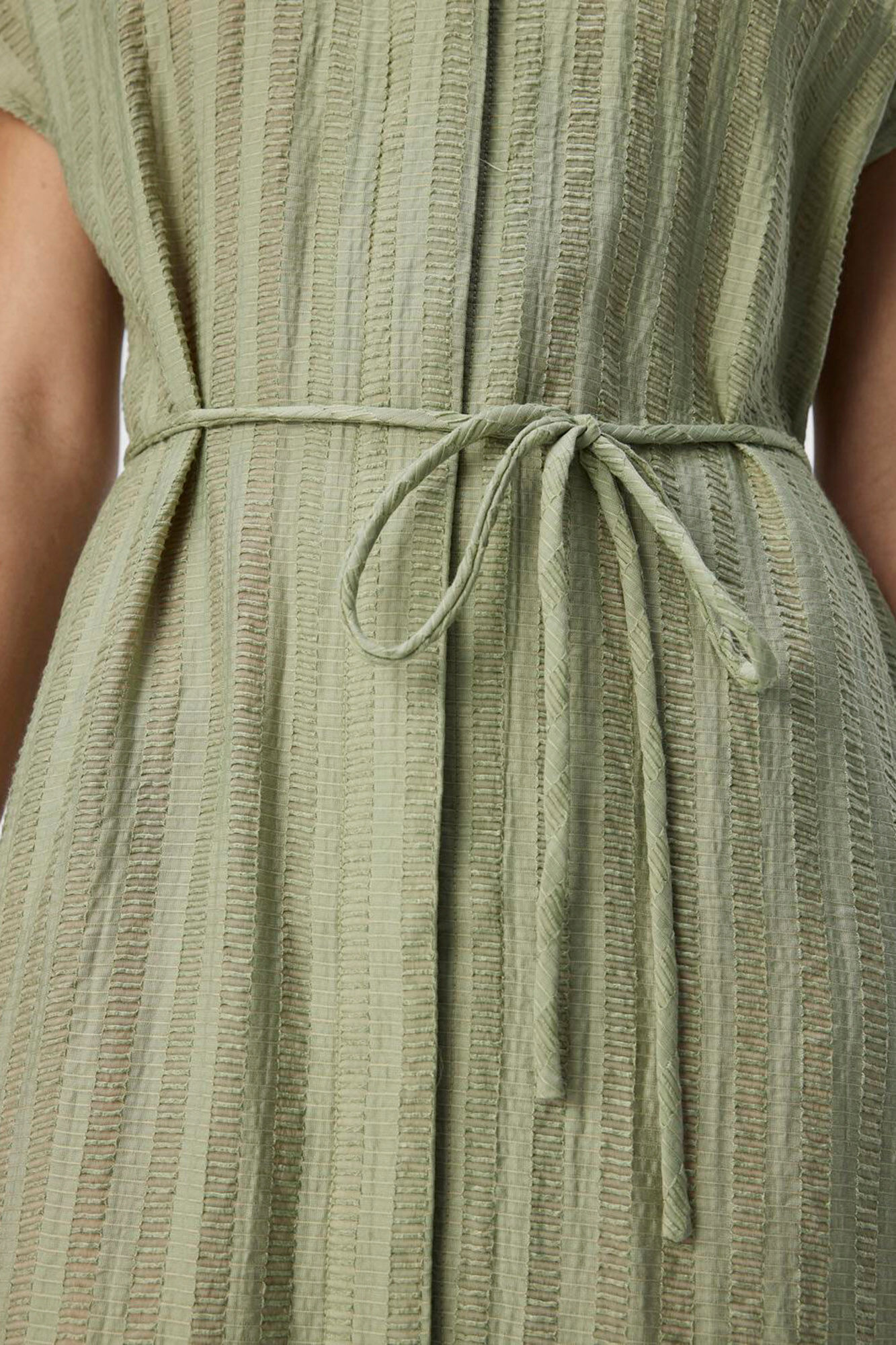 Object Vestido midi de manga corta