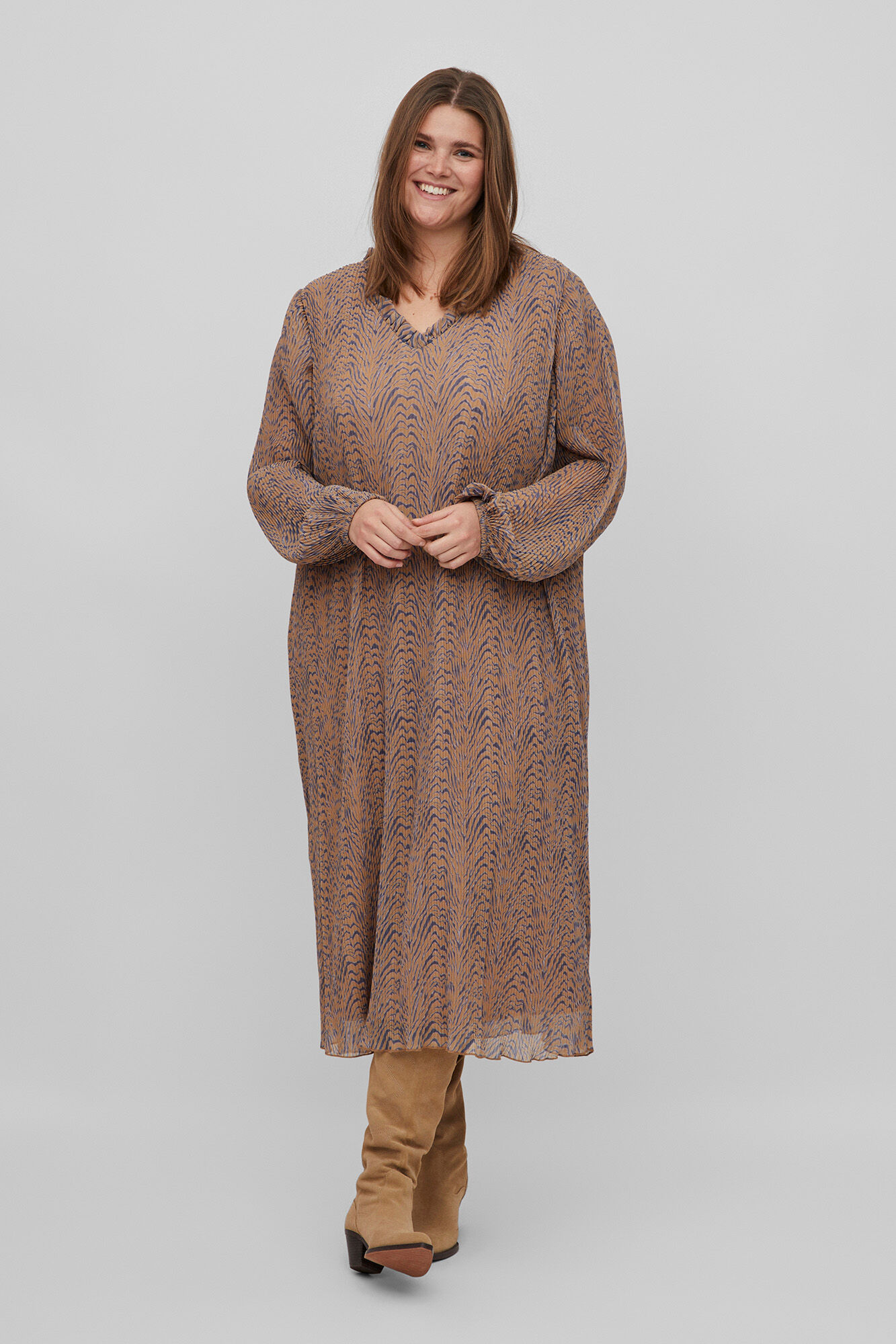 Evoked by Vila Vestido plissado de Evoked by Vila