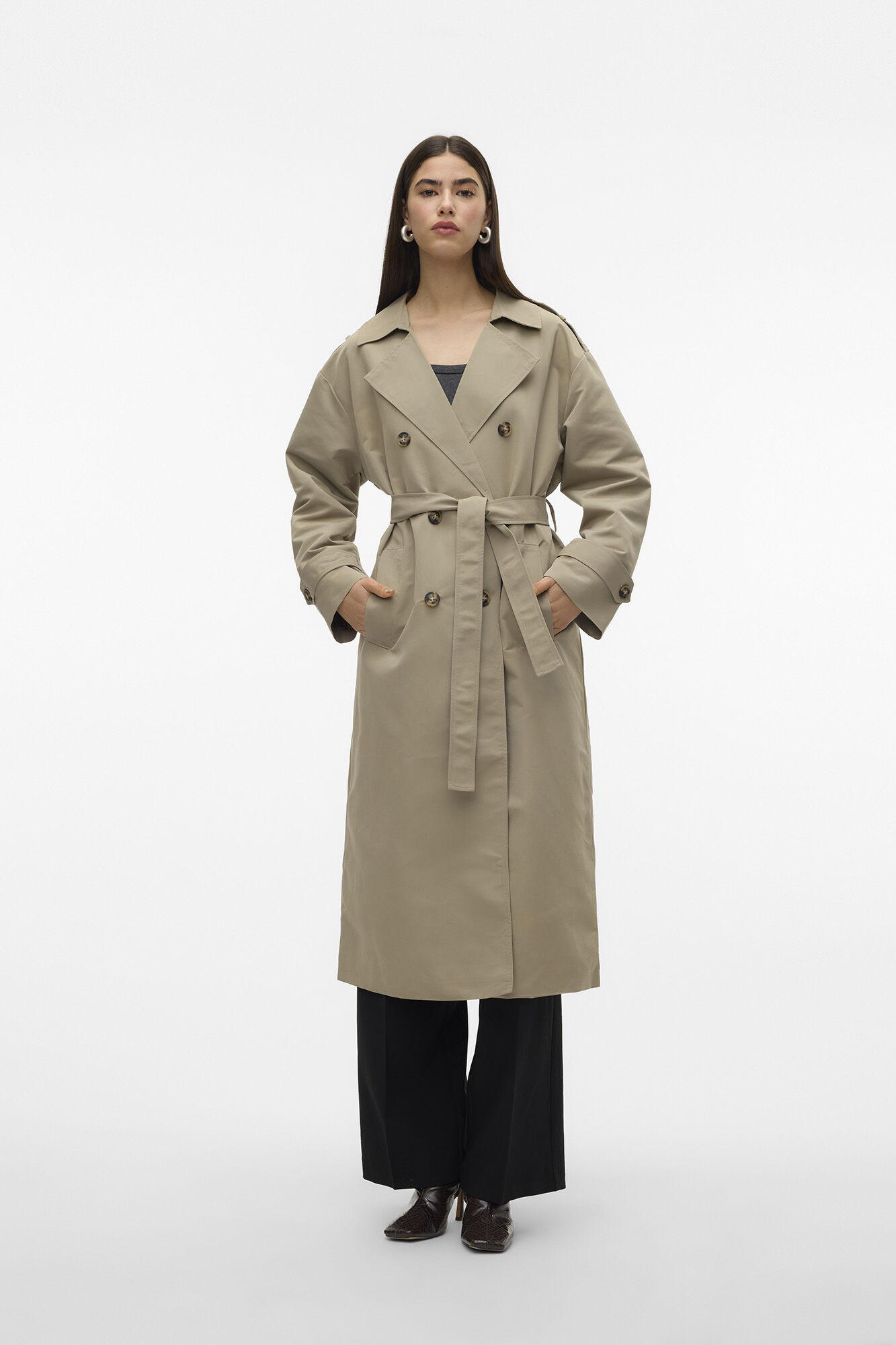 Vero Moda Gabardina longo b&aacute;sico