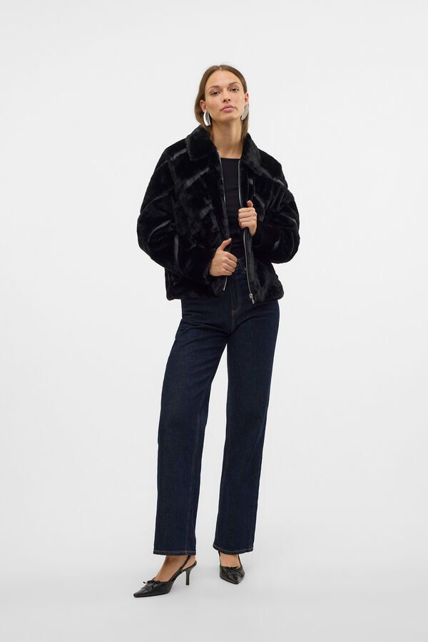 Vero Moda Abrigo corto efecto piel Negro