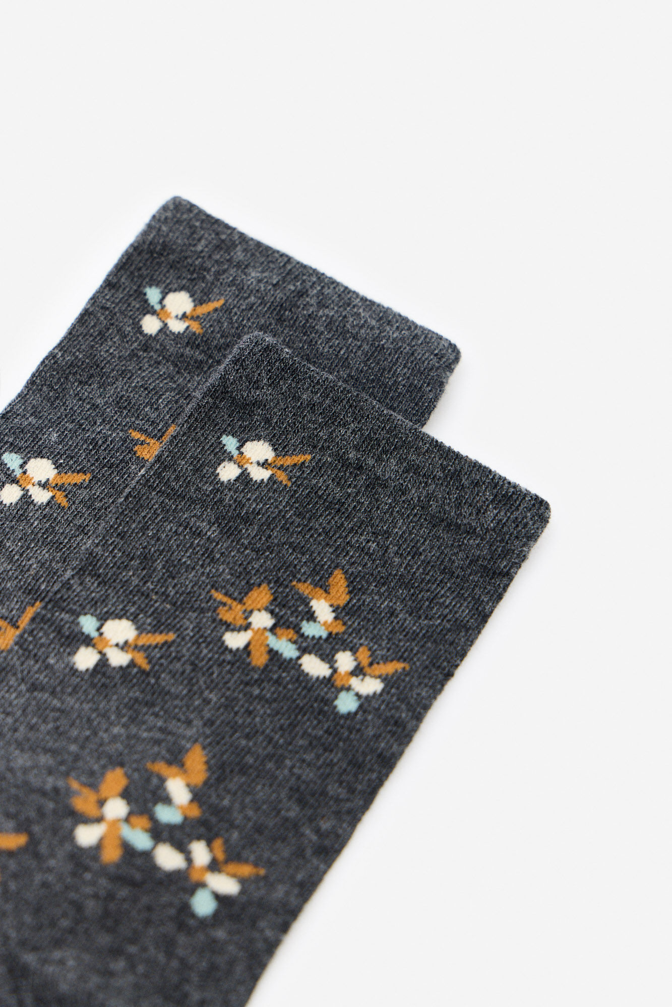 Cortefiel  meias de flores mindinhos 