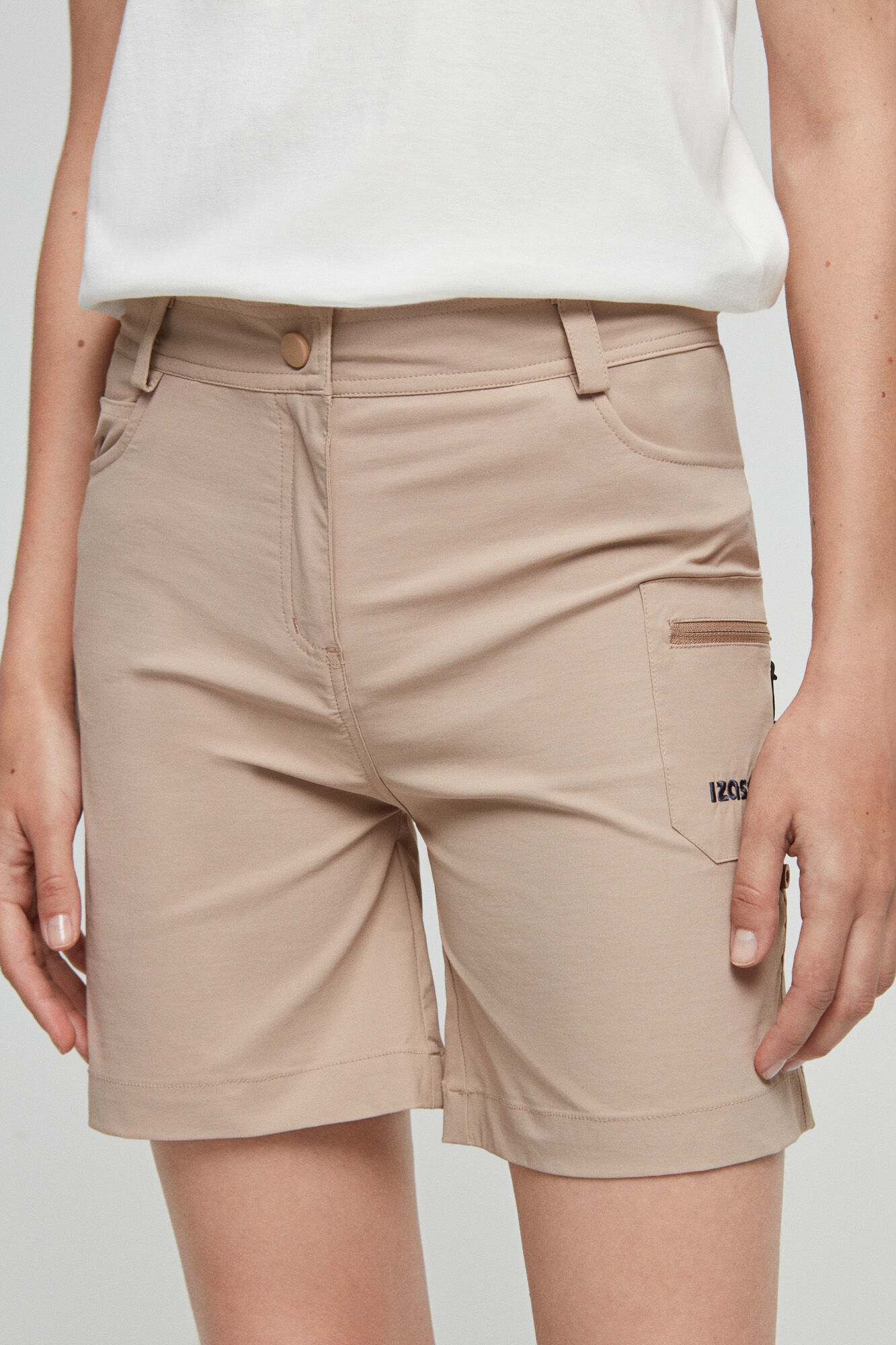 Izas Cal&ccedil;as curtas leves