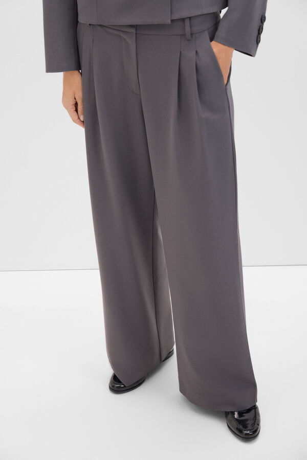 Cortefiel Cal&ccedil;a pin&ccedil;as largo Cinzento