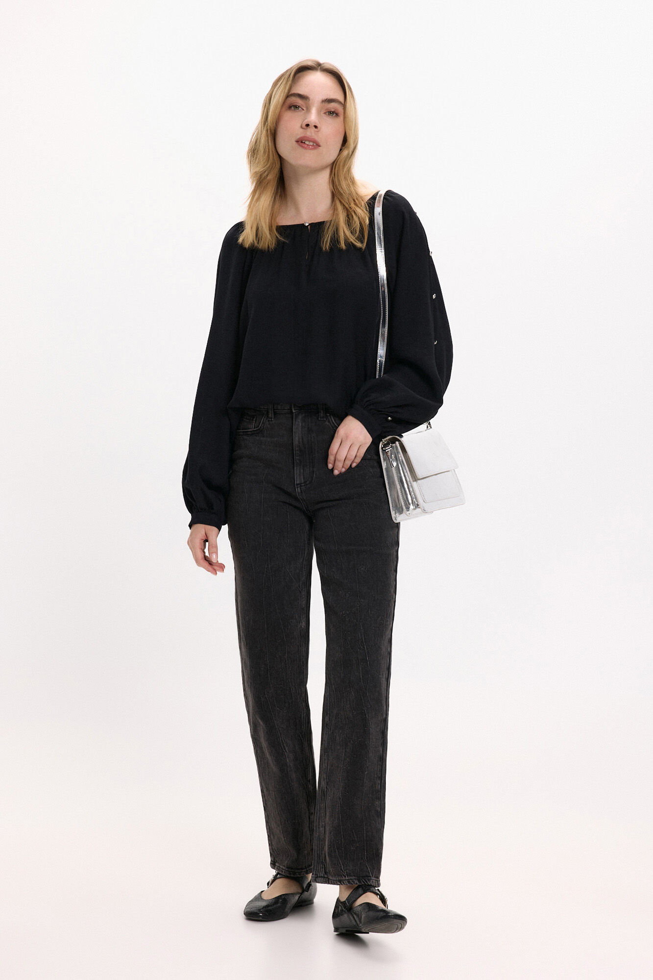 Vila Blusa con mangas abotonadas