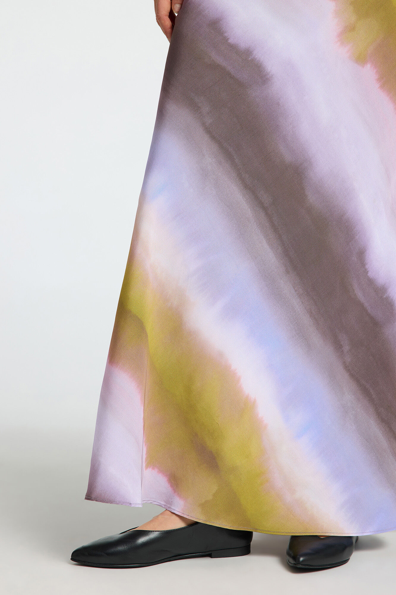 Selected Femme Falda Midi Tie Dye confeccionada con viscosa