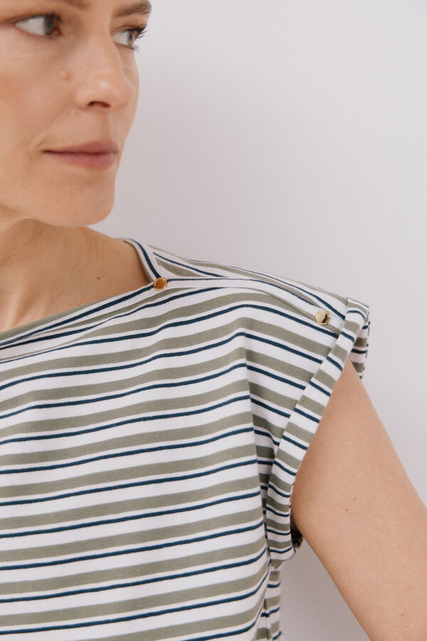 Cortefiel Camiseta básica mangas Verde