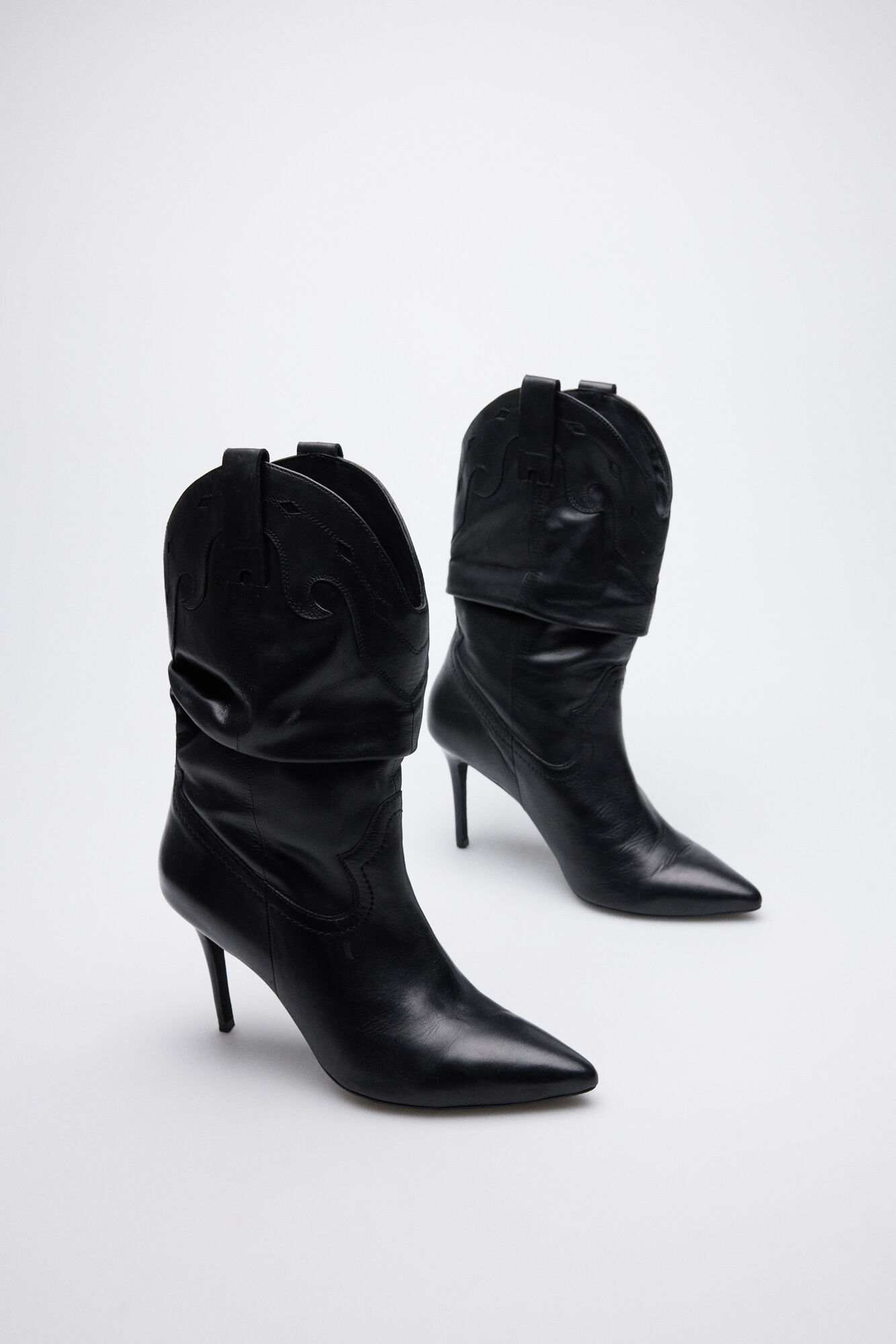 Slowlove Botim salto pele