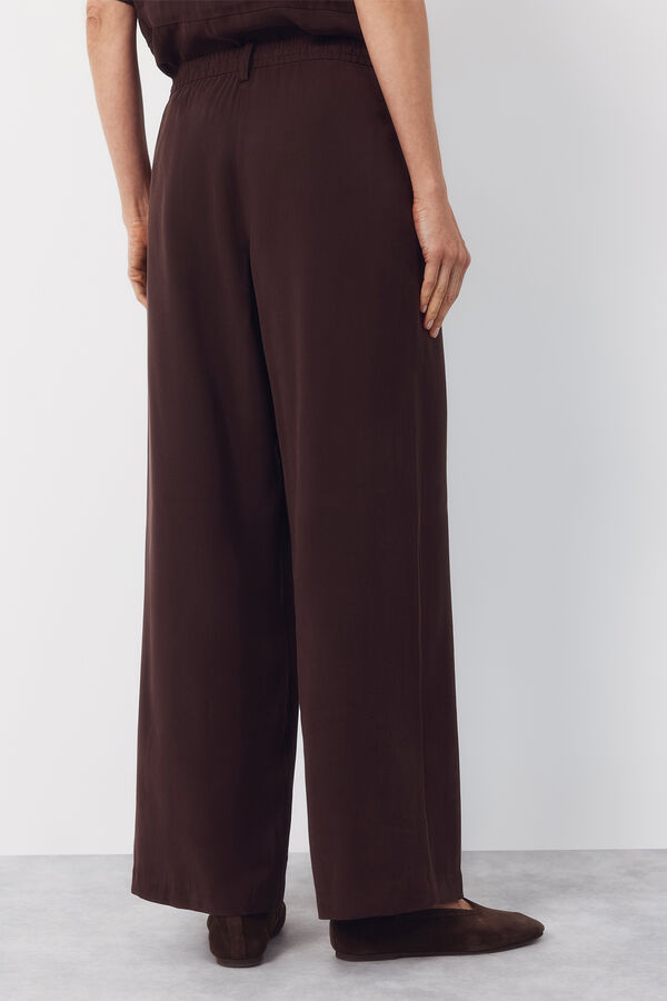 Cortefiel Pantal&oacute;n tencel cintur&oacute;n Marr&oacute;n oscuro