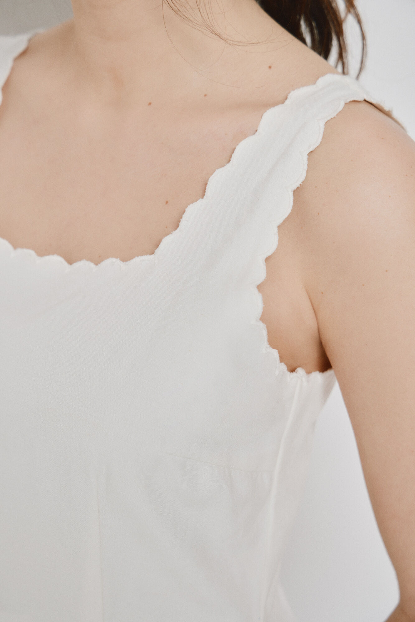 Vero Moda Vestido midi de al&ccedil;as