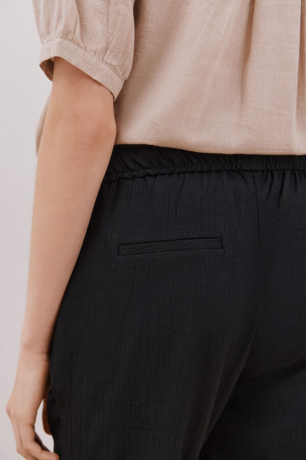 Cortefiel Calças muito fluído Preto