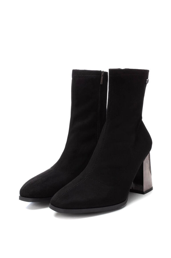 XTI Botins femininos para usar camur&ccedil;a el&aacute;stica e salto brilhante Preto