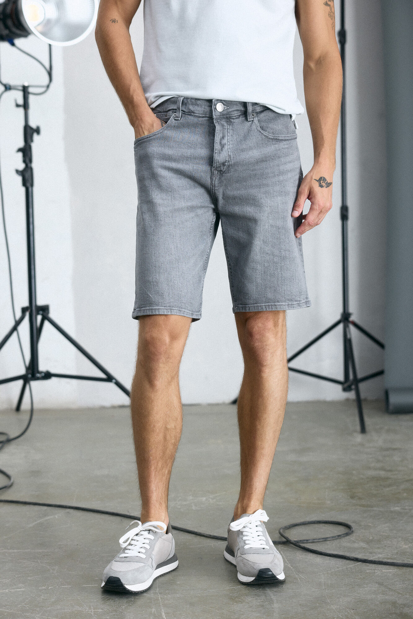 OOTO Bermuda denim logo OOTO