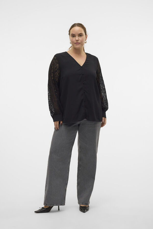 Vero Moda Curve Camisa fluida com renda plus size Preto