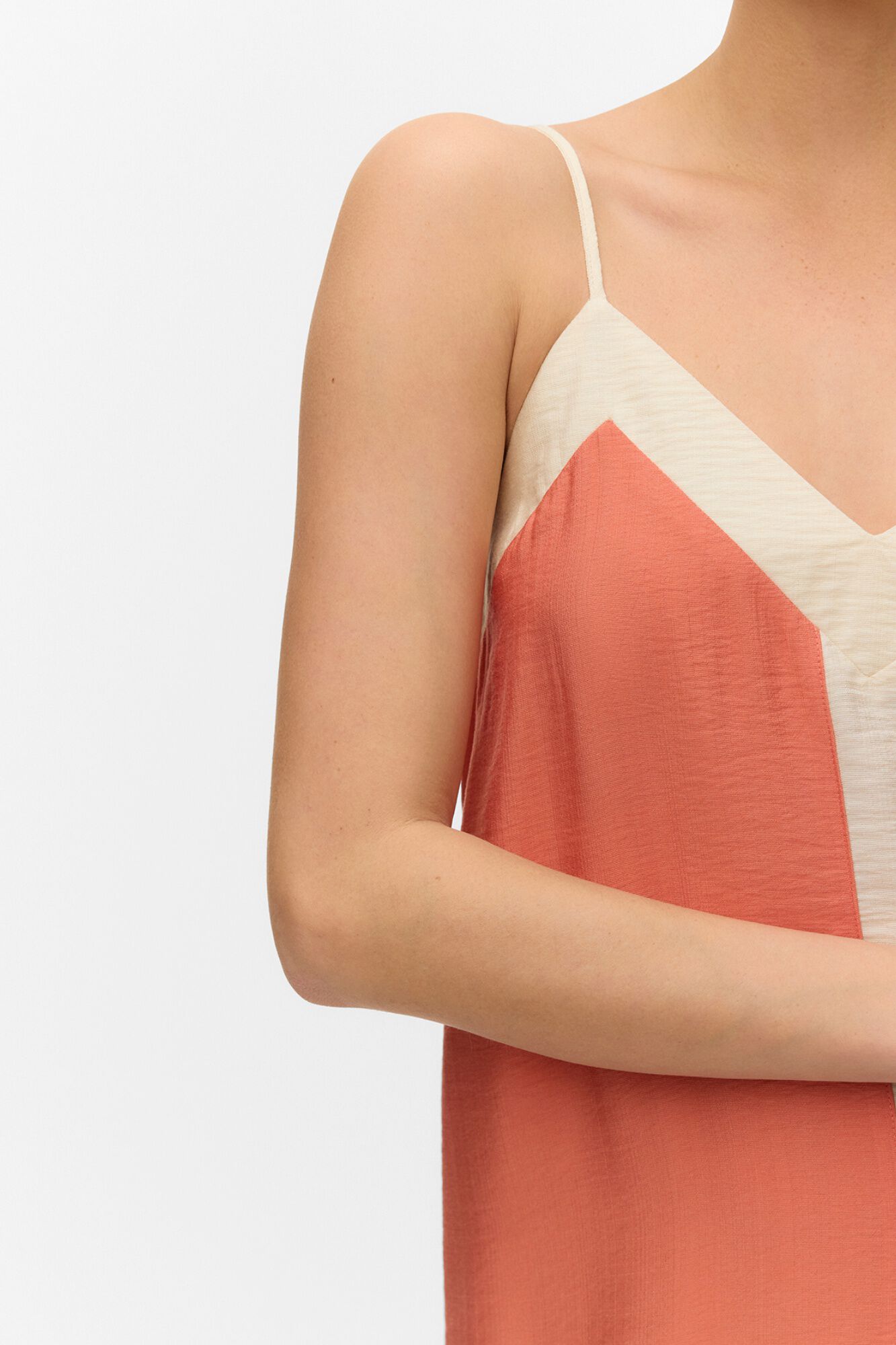 Vero Moda Vestido comprido de al&ccedil;as ajust&aacute;veis