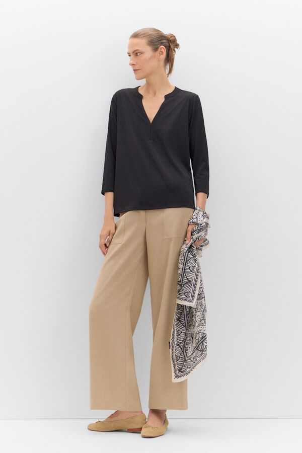 Cortefiel Camisola b&aacute;sica com pesco&ccedil;o mao Preto