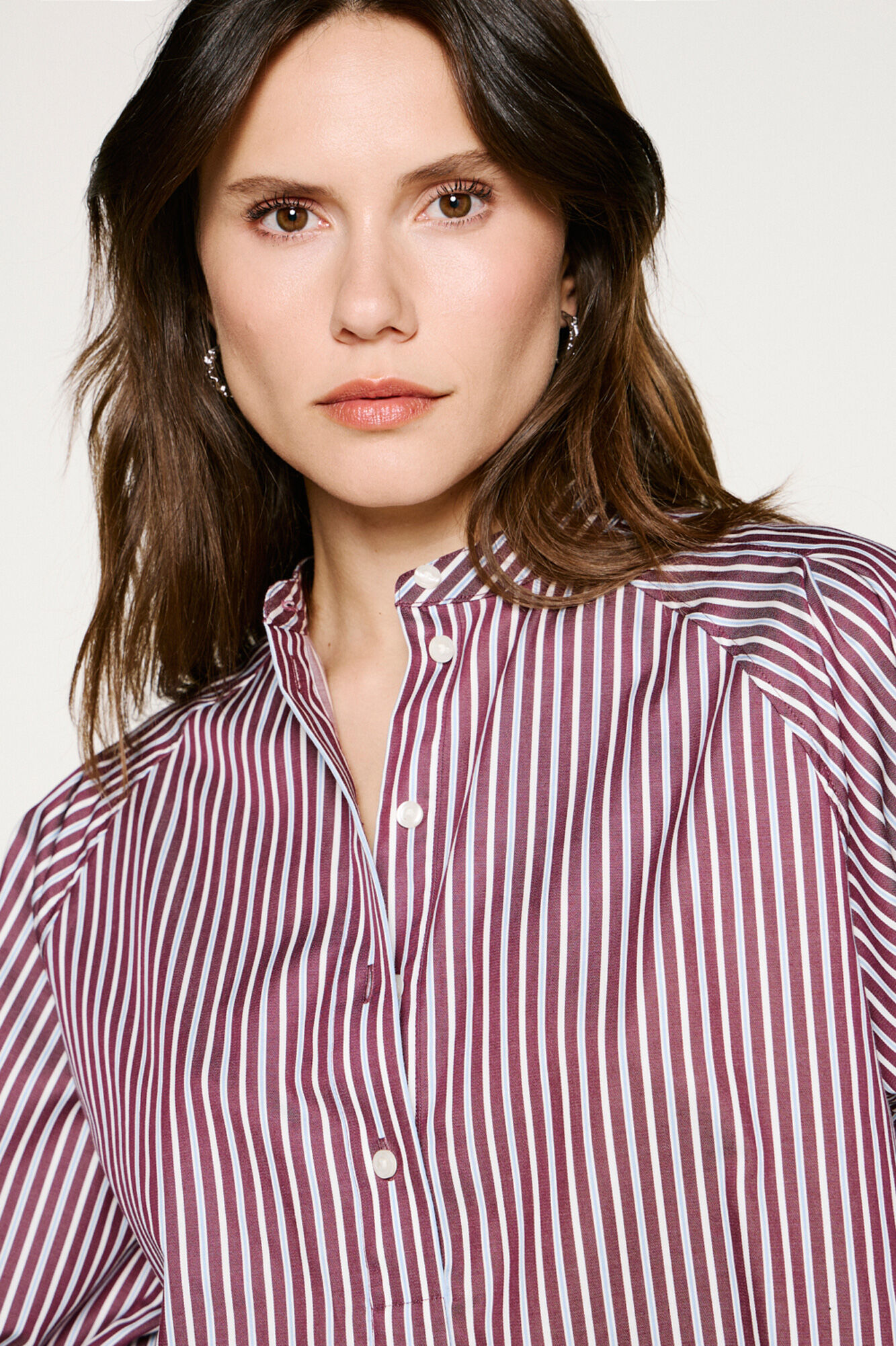 Selected Camisa cuello mao 100% algod&oacute;n org&aacute;nico.