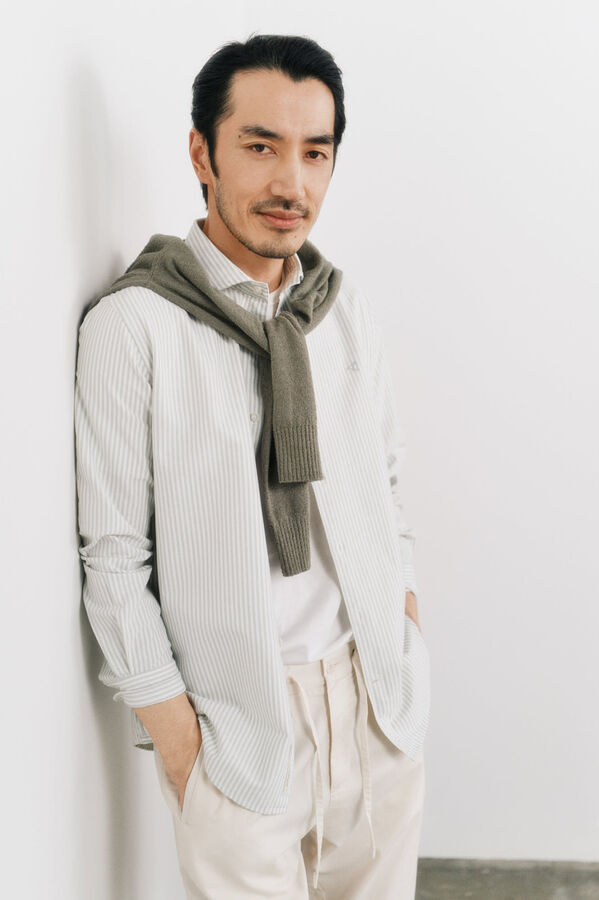 OOTO Camisa oxford raya candela manga larga Kaki