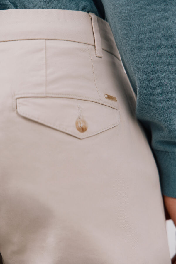 Cortefiel Cal&ccedil;as cal&ccedil;as chino afuniladas com pin&ccedil;as Tostado