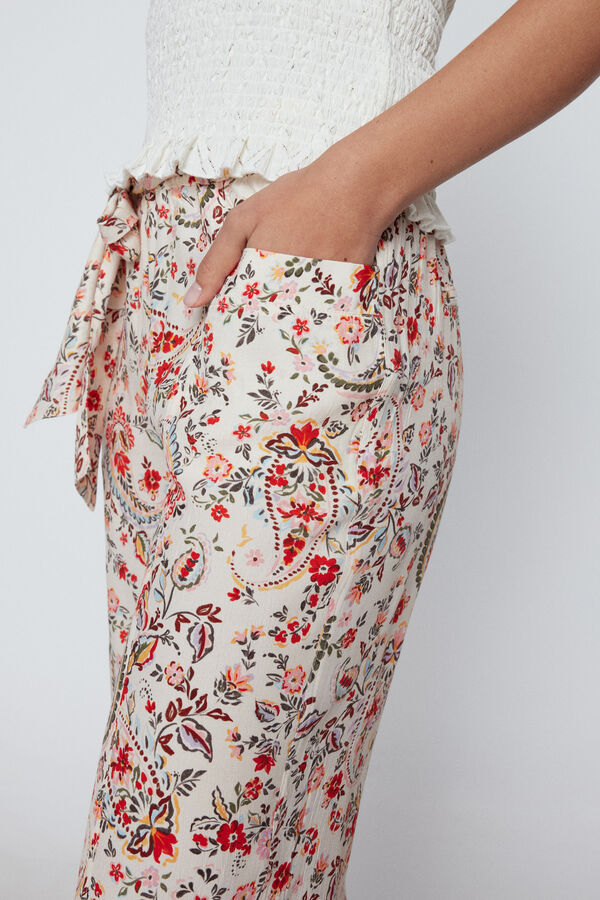 Slowlove Pantal&oacute;n efecto arrugado Marfil