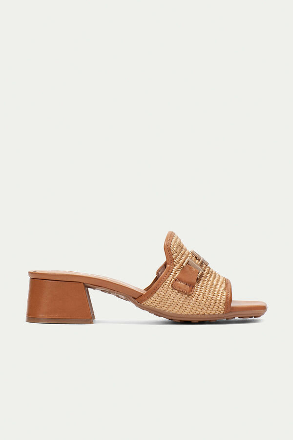 Hispanitas Sandalia Dallas destalonada rafia y adorno Marr&oacute;n