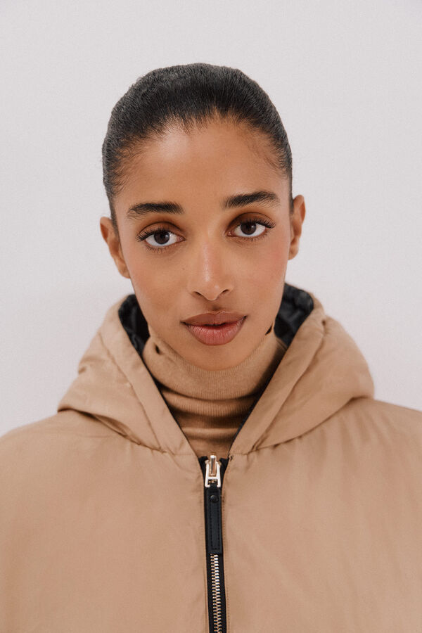 Cortefiel Colete comprido revers&iacute;vel Preto