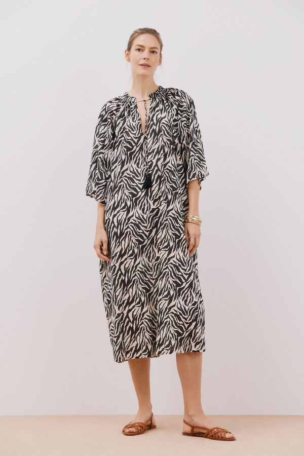 Cortefiel Cafet&atilde; comprido estampado Impress&atilde;o