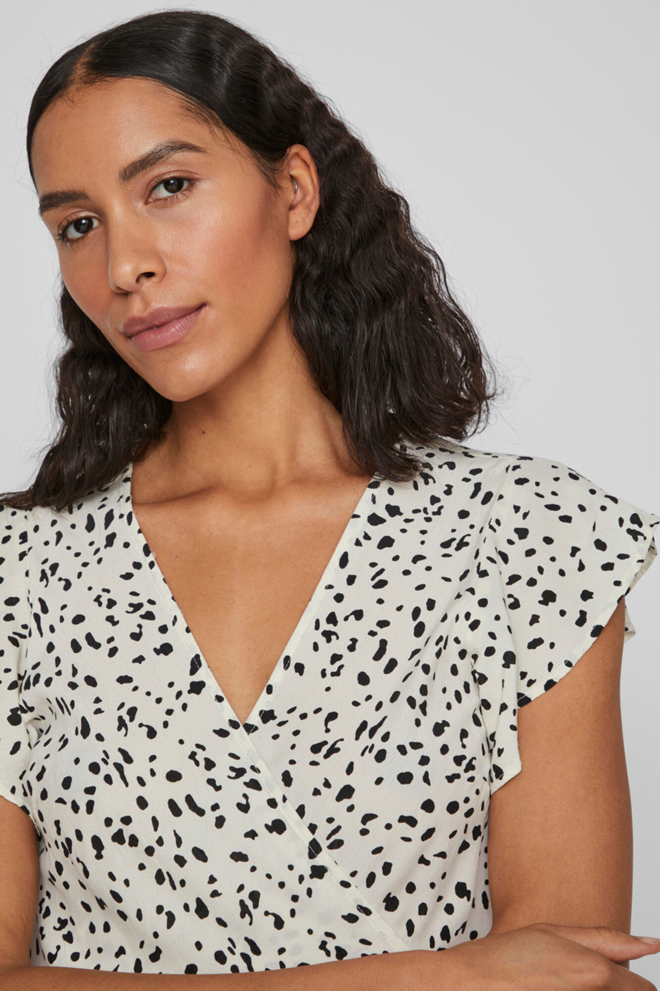 Vila Vestido corto con volantes