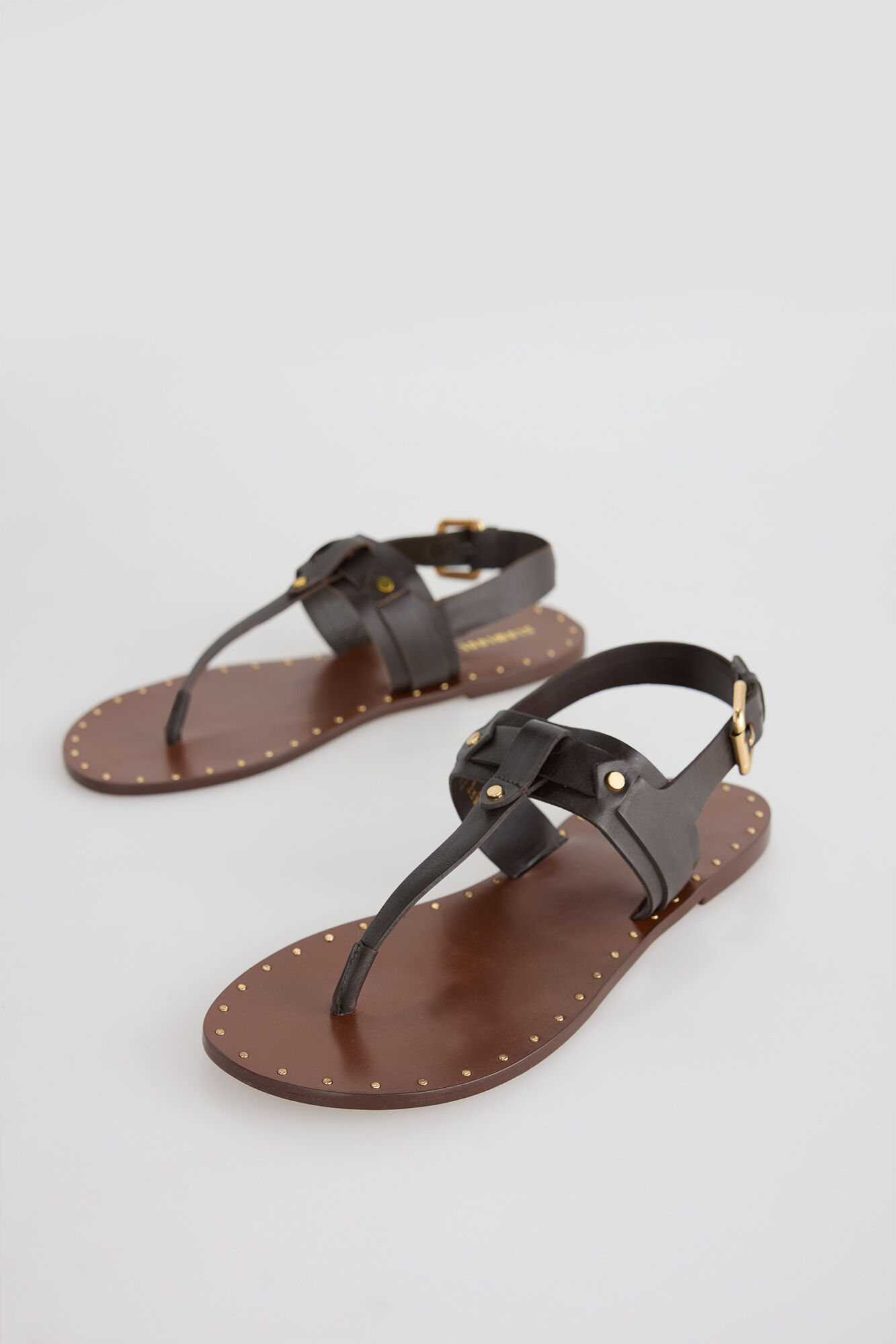 Slowlove Sand&aacute;lia rasa de pele