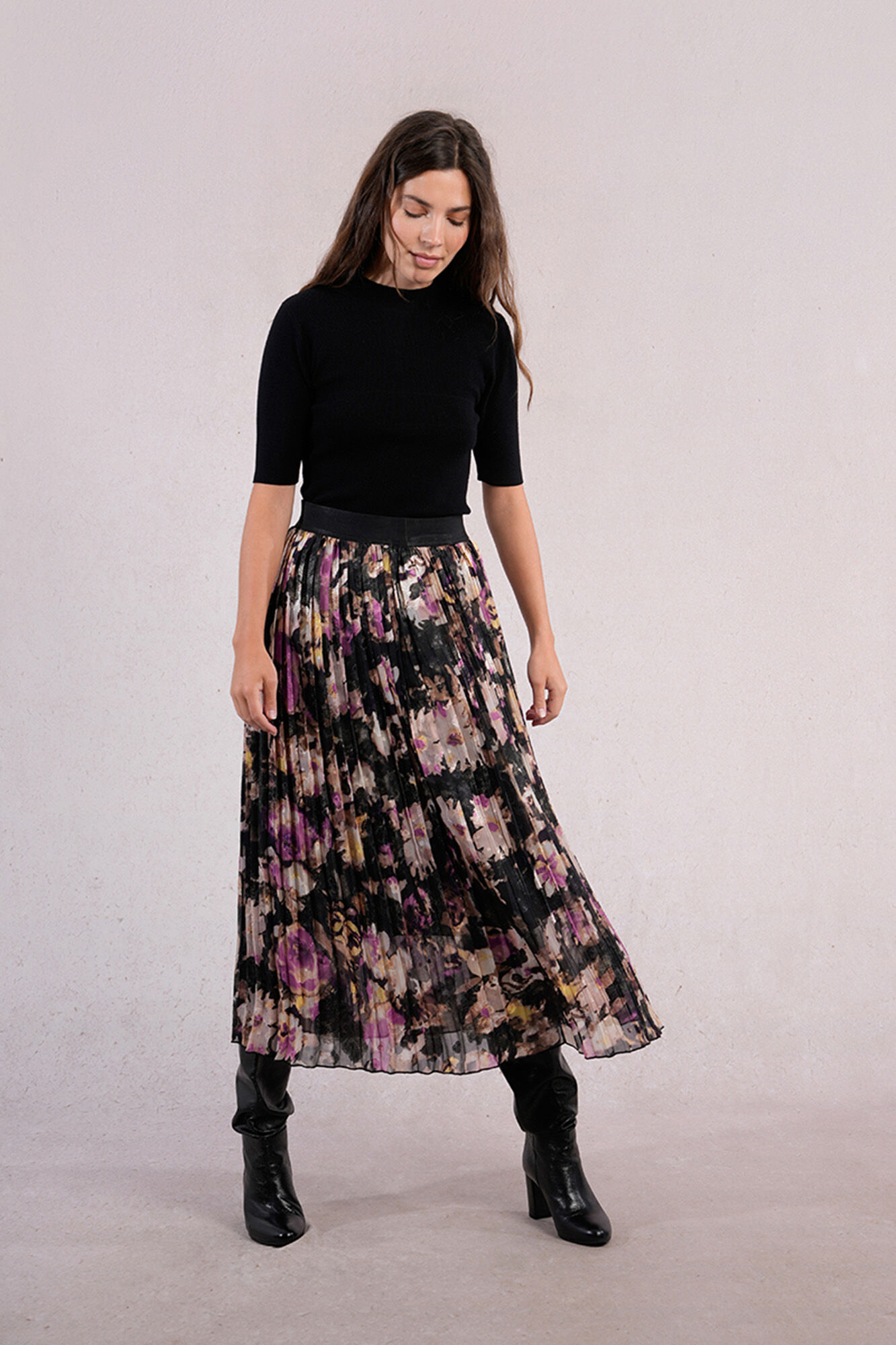 Molly Bracken Falda larga plisada con estampado