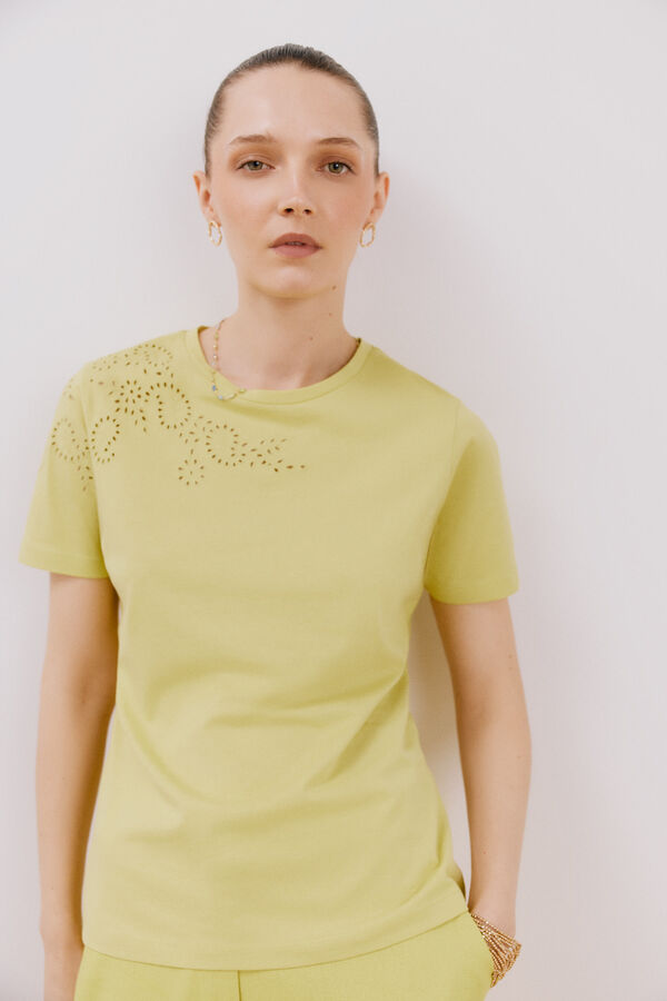 Cortefiel Camiseta bordada Amarillo