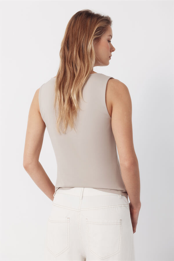 Cortefiel Top b&aacute;sico tirantes Beige