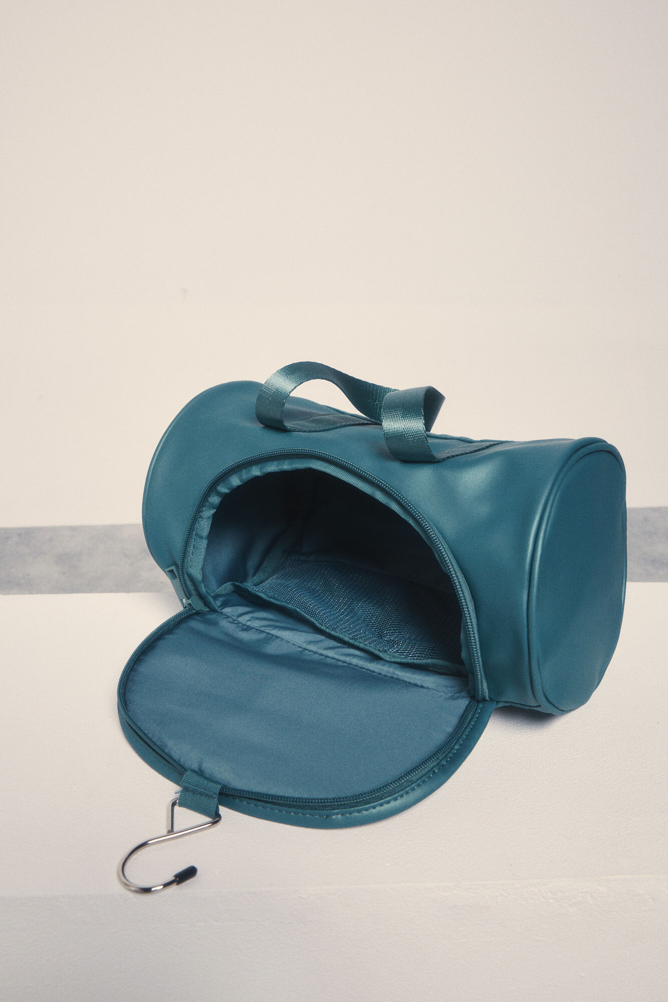 Dash and Stars Neceser tipo 'bowling' grande verde